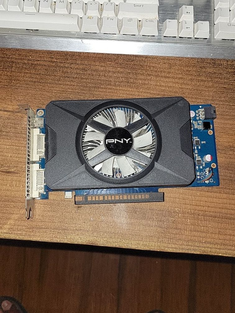 PNY GTX 550 TI - 1 GB