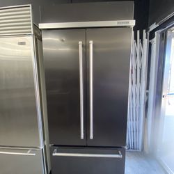 Kitchen Aid Built In Black Stainless 36” Wide Refrigerator 