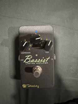 Keeley Bassist Limiting Amplifier Bass Compressor Pedal