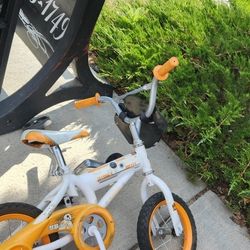 Kids Star Wars Bike With Training Wheels