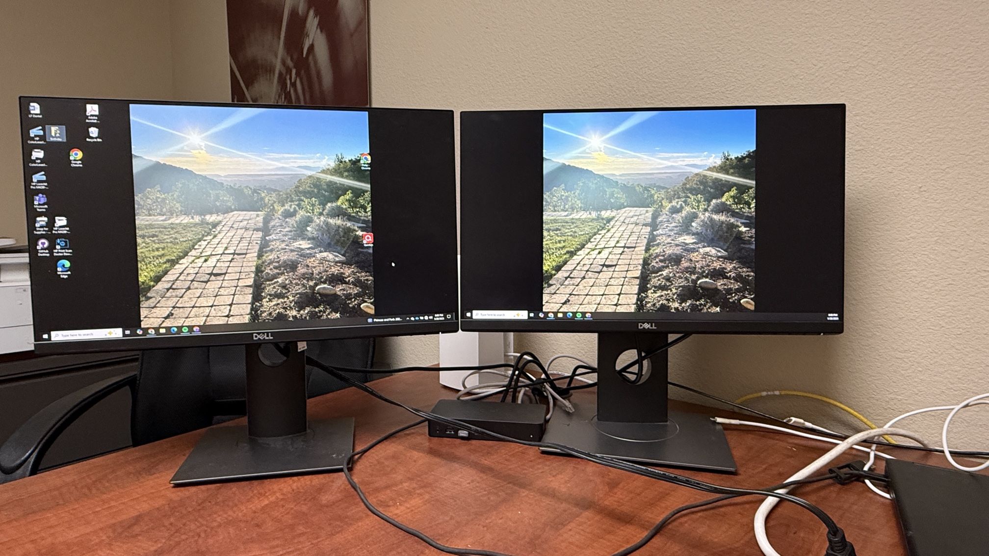 2 22” Monitors and Dell Docking Station