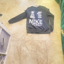 Nike Sweatshirt 