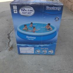 Bestway pool 12 Ft / 3.66 M Fast Set