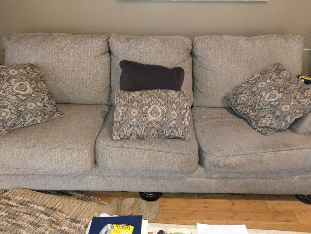 Hi End Couch With Pillows Selling Because We're Moving