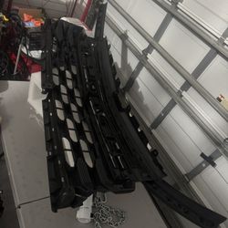 2025 Chevy Silverado 1500 Stock Grill