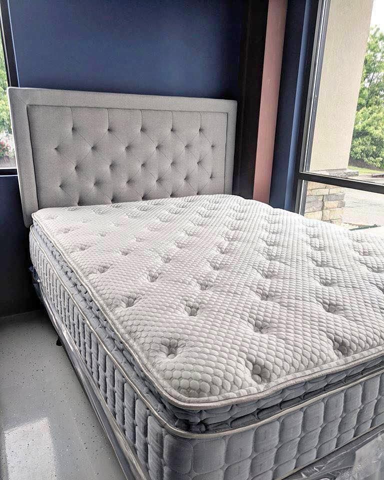 Pillowtop �Mattress bed Blowout �$40 Down take it home! 2/2
