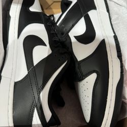 Nike  Panda dunk low mens size 11.5