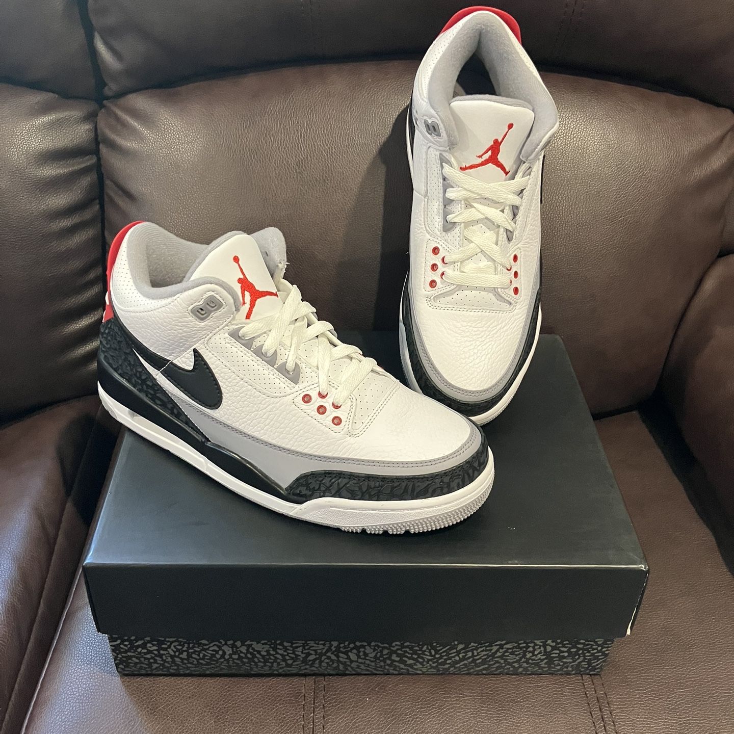 Nike Air Jordan 3 Retro Tinker Hatfield Size 9 for Sale in