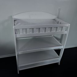 Baby Changing Table With Pad 