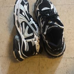 Balenciaga Runners Size 45 and size 12 In Us