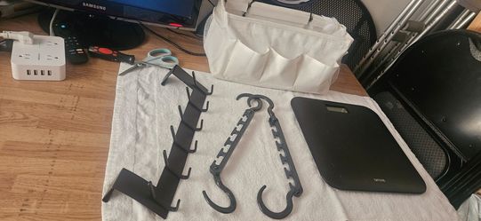 Title: Dorm & Home Essentials Bundle - Scale, Clock, Organizers $30