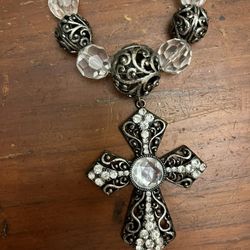 Silver Tone Necklace