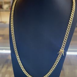10kt Gold Cuban Necklace 