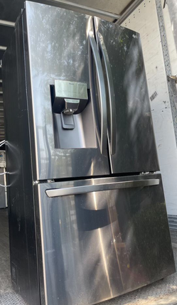 LG Stainless Steel French Door Fridge with IceMaker