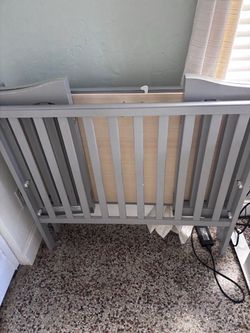 Newton baby breathable mini crib mattress and mini crib