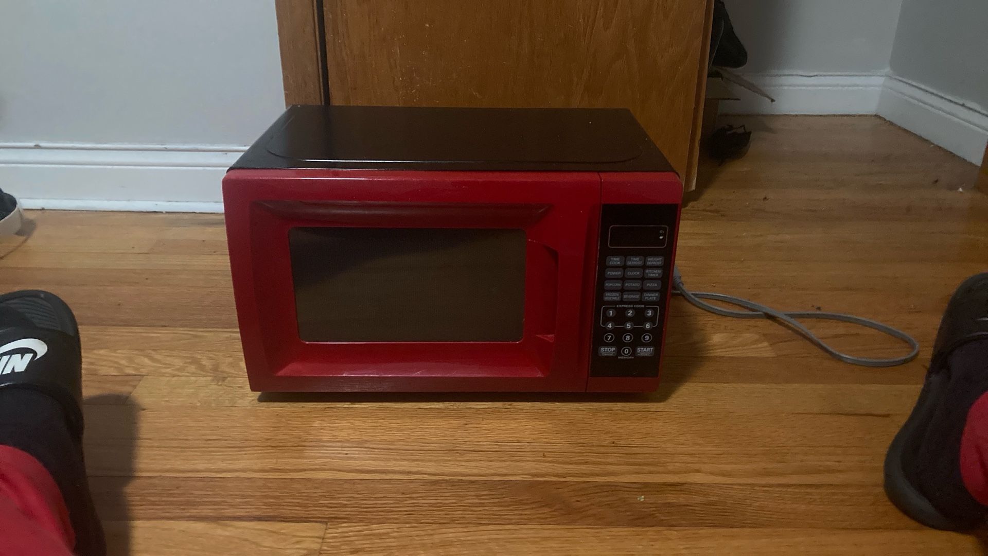 Microwave(red)