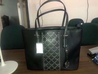 New Michael kors.