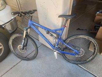 Titus Moto Lite blue large frame 26" wheels fox xtr Thomson components