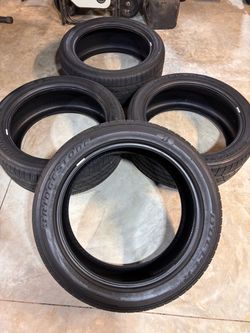 285-45-R22 Bridgestone Dueler LX