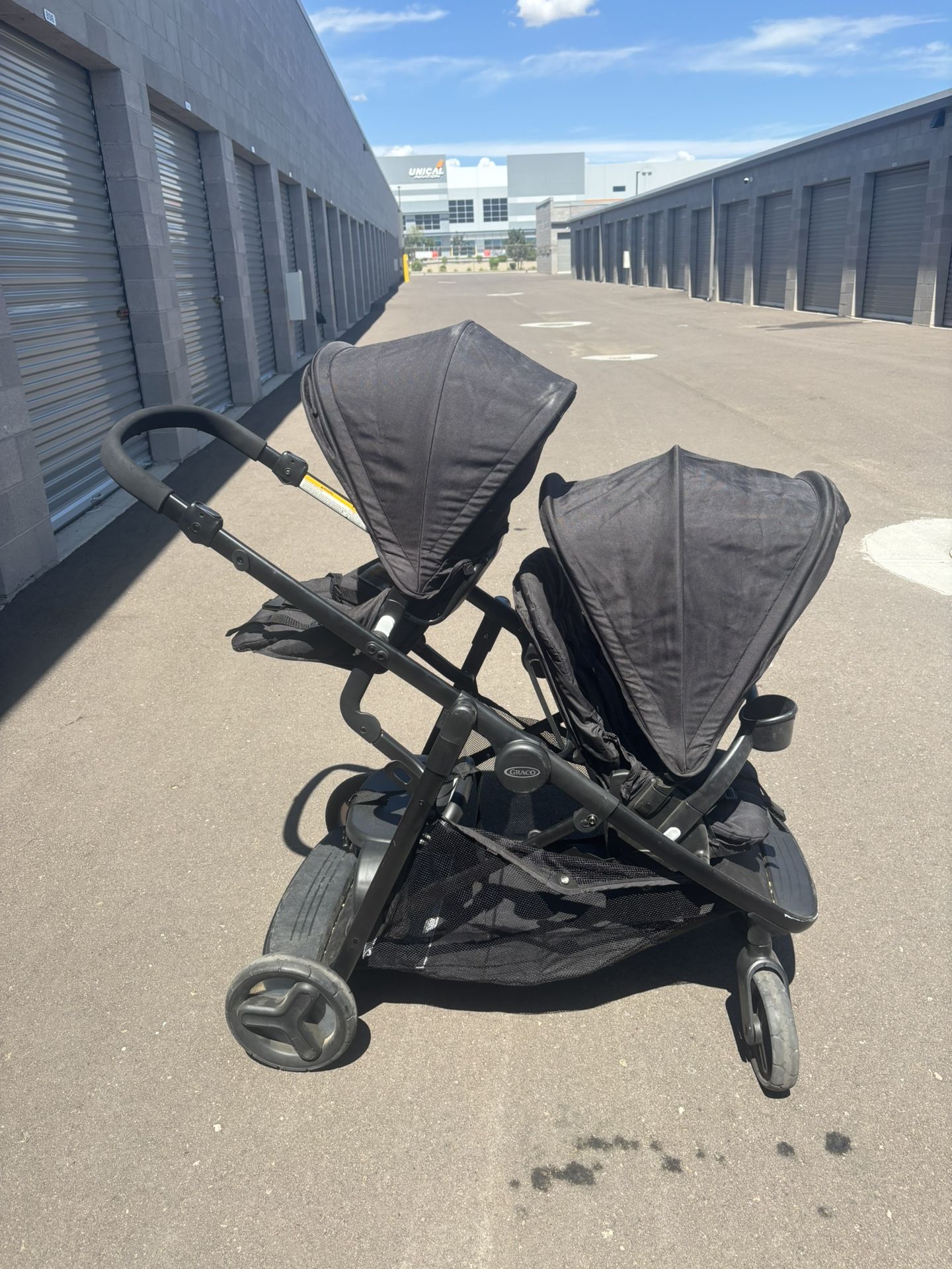 Graco Ready2Grow 2.0 Double Stroller Features Bench Seat And Standing Platform Options