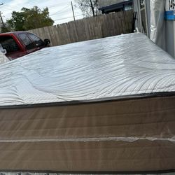 Set queen sizes Mattress and box spring
