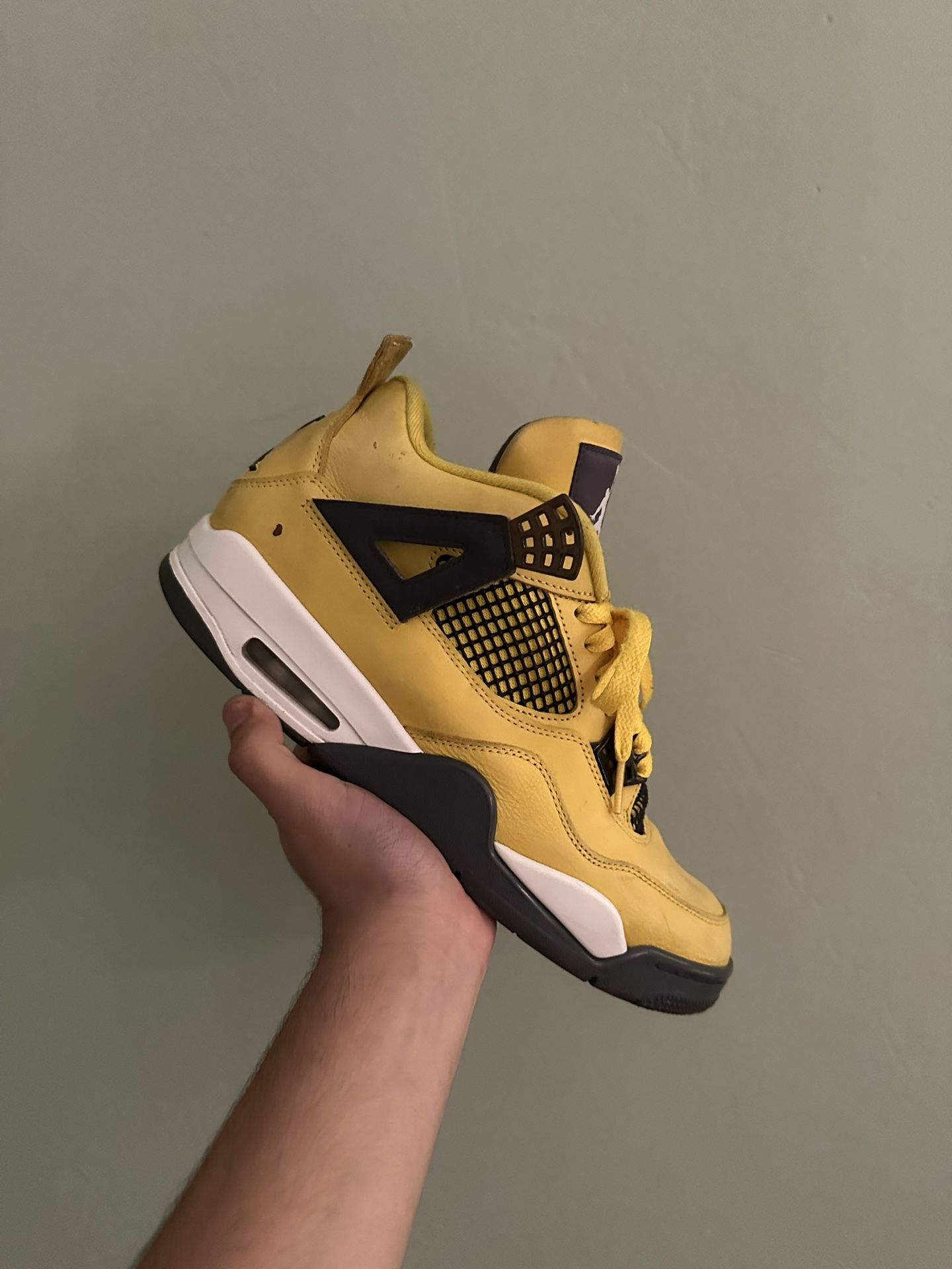 Jordan 4 Lighting