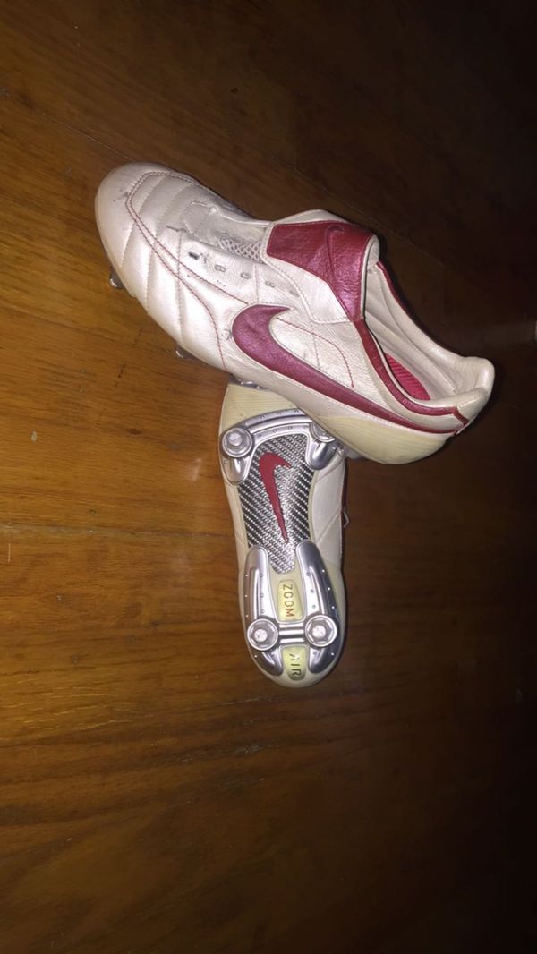 nike tiempo metal