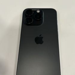 iPhone 15 Pro 256 Factory Unlocked (face I’d Does Not Work)