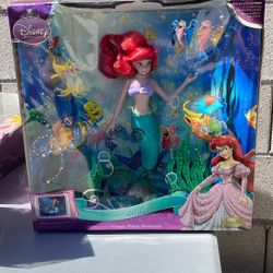 Disney The Little Mermaid Ariel Classic Movie Memories Porcelain Doll by Brass Key