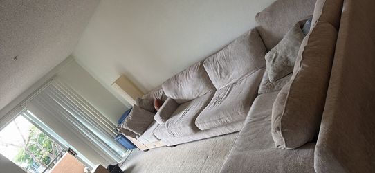 Move out sale want things gone today