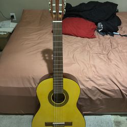 Lucero Classical Guitar