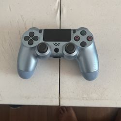 BLUE/SILVER PS4 CONTROLLER 
