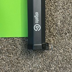 🎬 Elgato Hanging Green Screen – Great Condition!