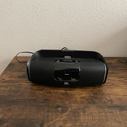 JBL OnBeat Awake Speaker Dock Alarm Clock For iPhone iPod w Power Adapter