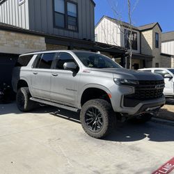 2023 Chevrolet Suburban