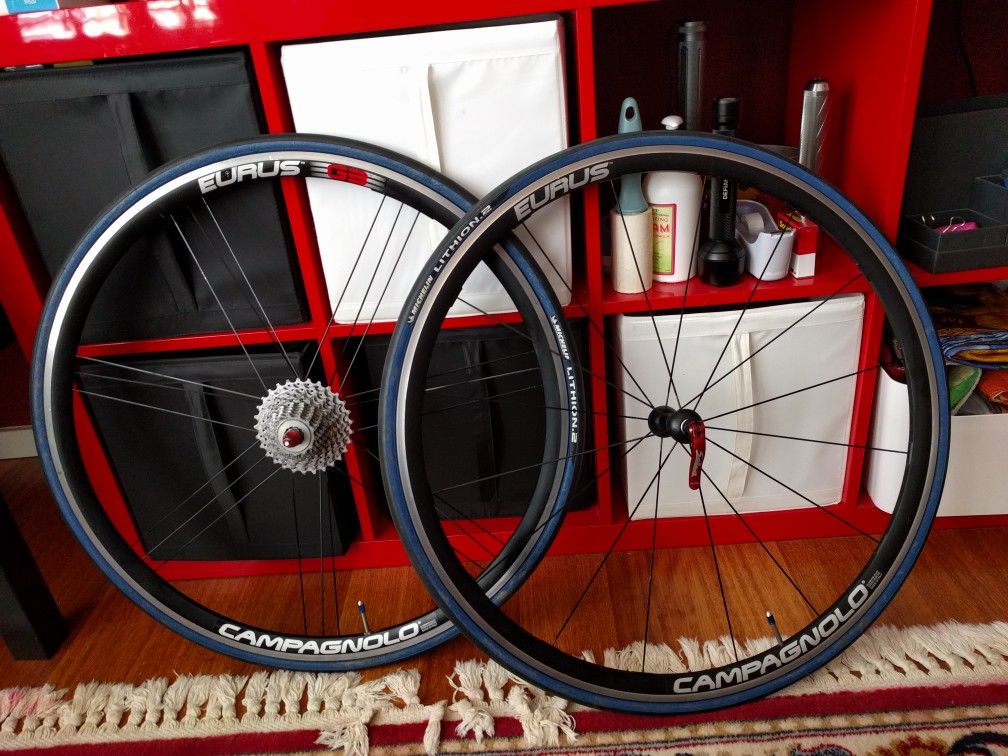 Campagnolo Eurus G3 wheel set with 10 speed campagnolo casset
