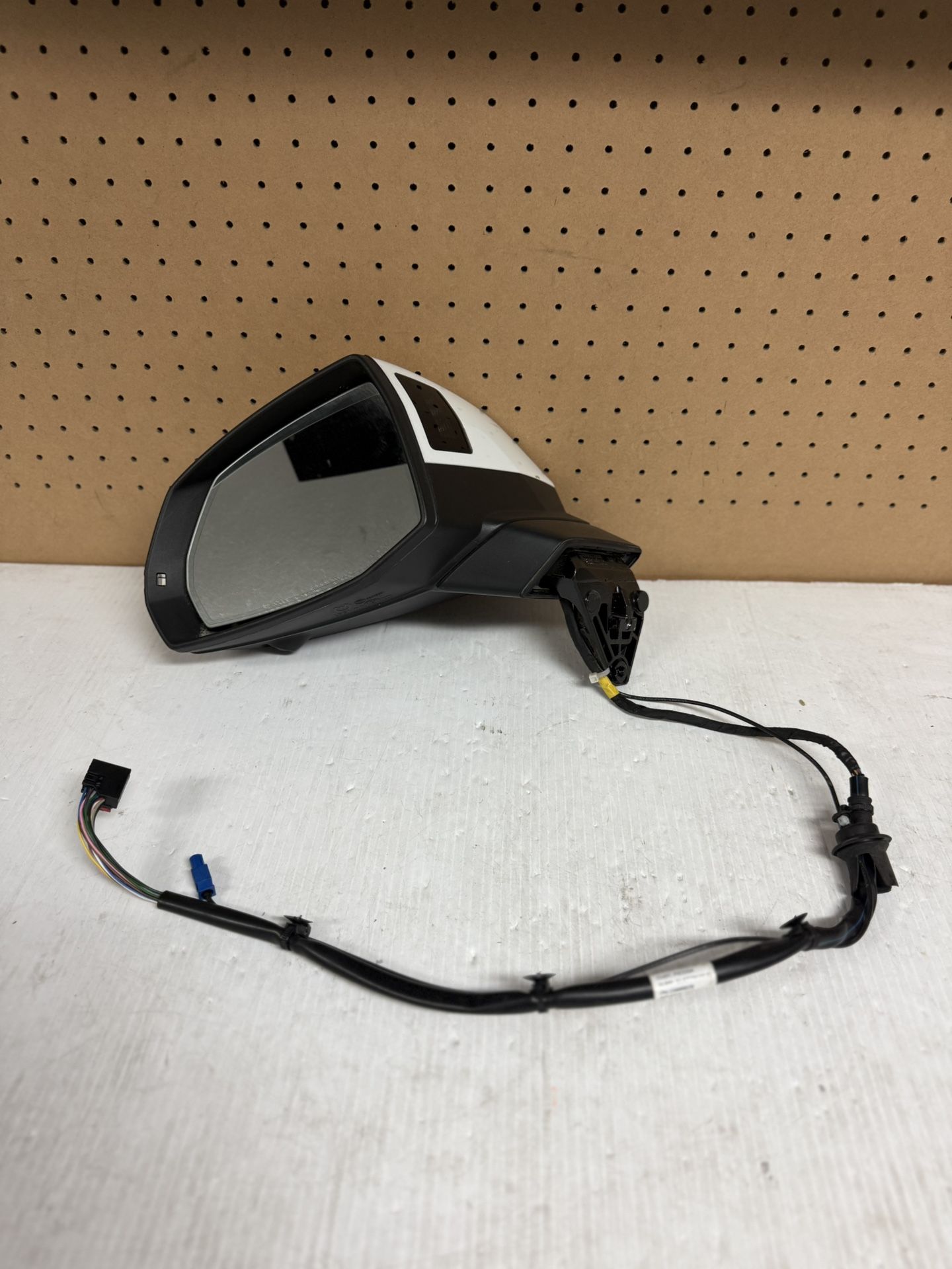 2019 2020 2021 2022 2023 2024 AUDI Q7 Left Driver Side Mirror