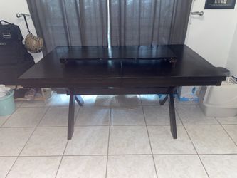 Dinning Room Table