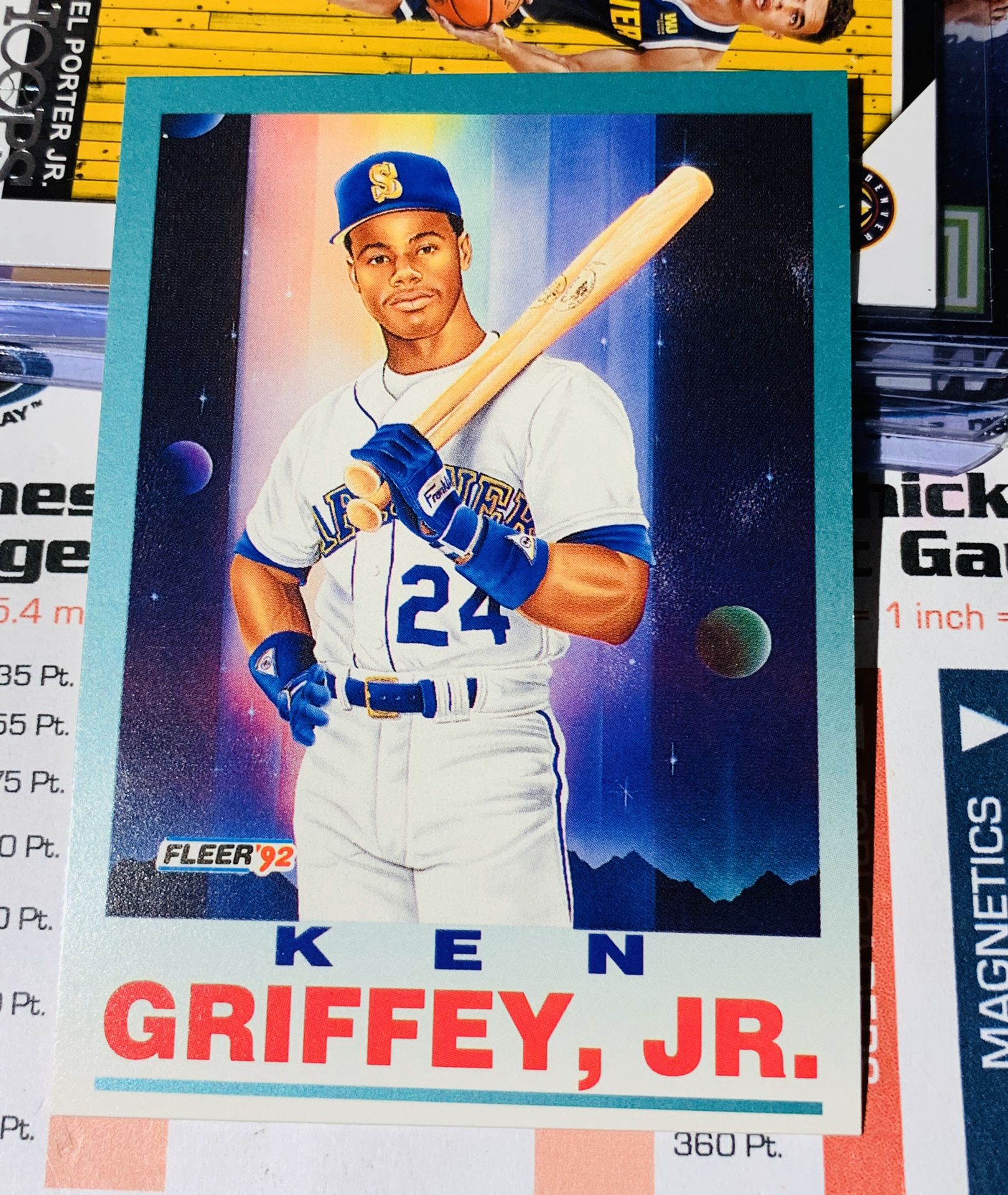 1992 Fleer Ken Griffey Jr #709 baseball card Seattle Mariners
