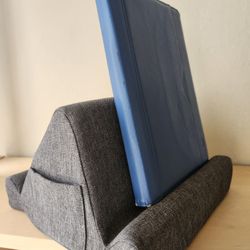 Tablet Stand / Small Lap Desk