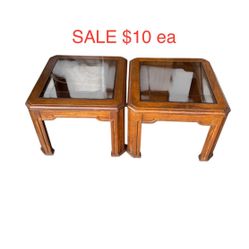 Description 2 side end tables $10 ea