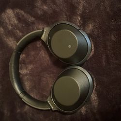 wh-1000MX4 bluetooth wireless noise cancellation headphones 