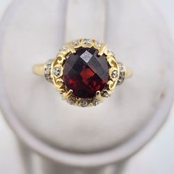 14k gold garnet & diamond ring