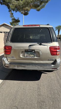 2004 Toyota Sequoia