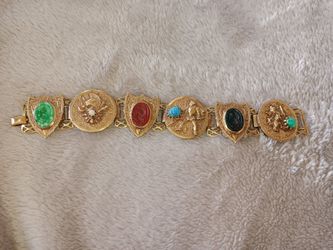 Lionel Knight Heradic Intaglio Character Vintage Braceket