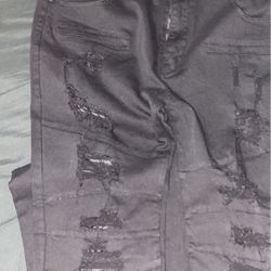 Brand New Men’s Black Ripped Jeans Size 42 Waist