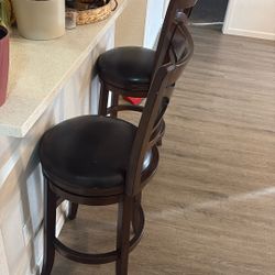 2 Barstool Chairs 
