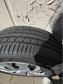 Corolla tires and rim p205/55r16