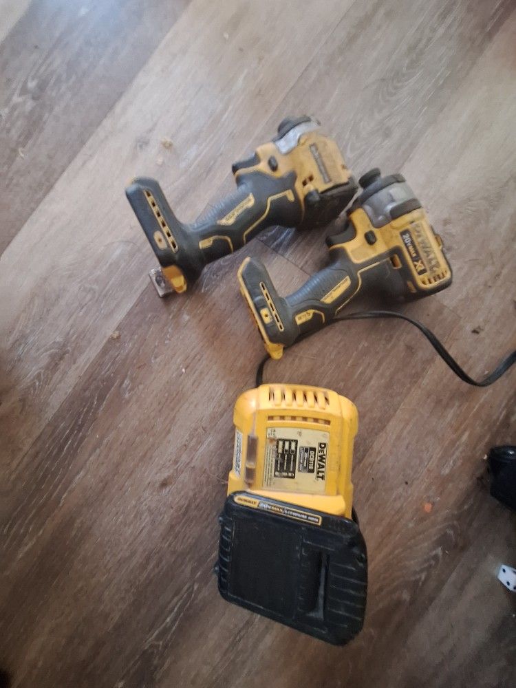 Dewalt 20v Brushless Impacts With Battery Abd Charger