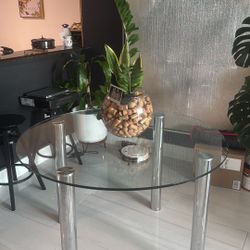Round Glass Dinner Table
